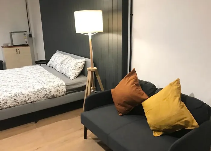 Sleep Sleep Suanphak 게스트하우스 4*