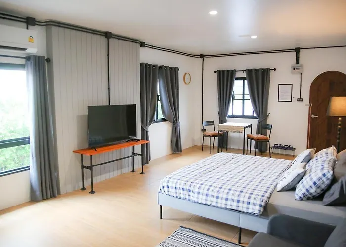 Sleep Sleep Suanphak 게스트하우스 4*